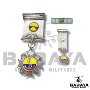 Medalla orden al mérito Naval almirante padilla categoría oficial