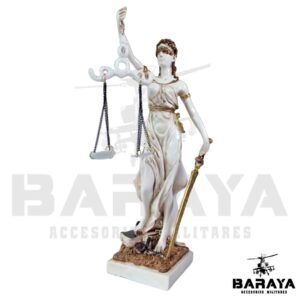 DAMA-DE-LA-JUSTICIA-BLANCA