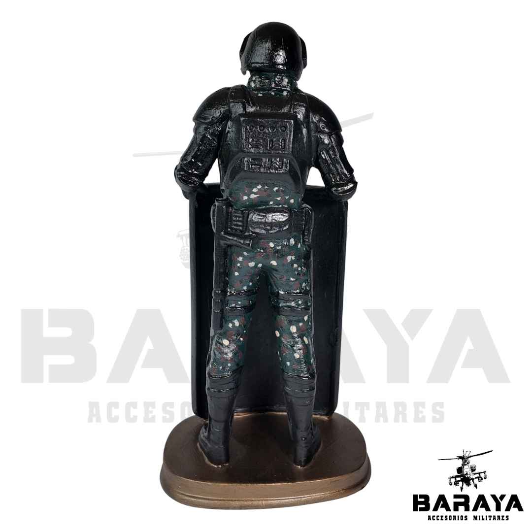 Figura Militar del ESMAD (Escuadrón Móvil Antidisturbios) UNDMO - Imagen 2