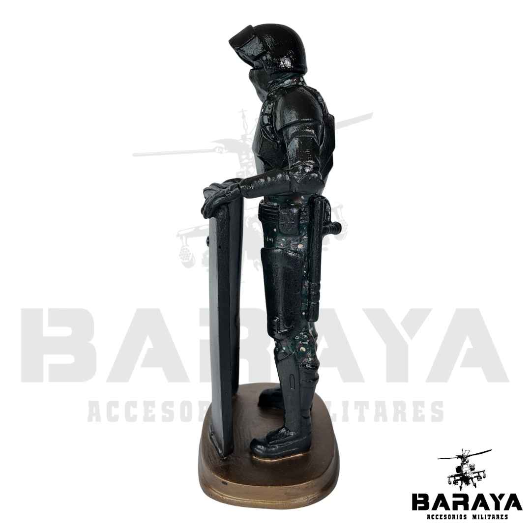 Figura Militar del ESMAD (Escuadrón Móvil Antidisturbios) UNDMO - Imagen 3